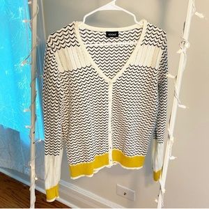 White button down with black zig zags